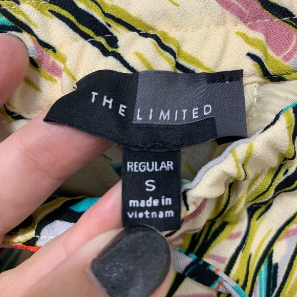 ✨HOST PICK✨ The Limited palm leaf print pants sz S - Picture 6 of 8